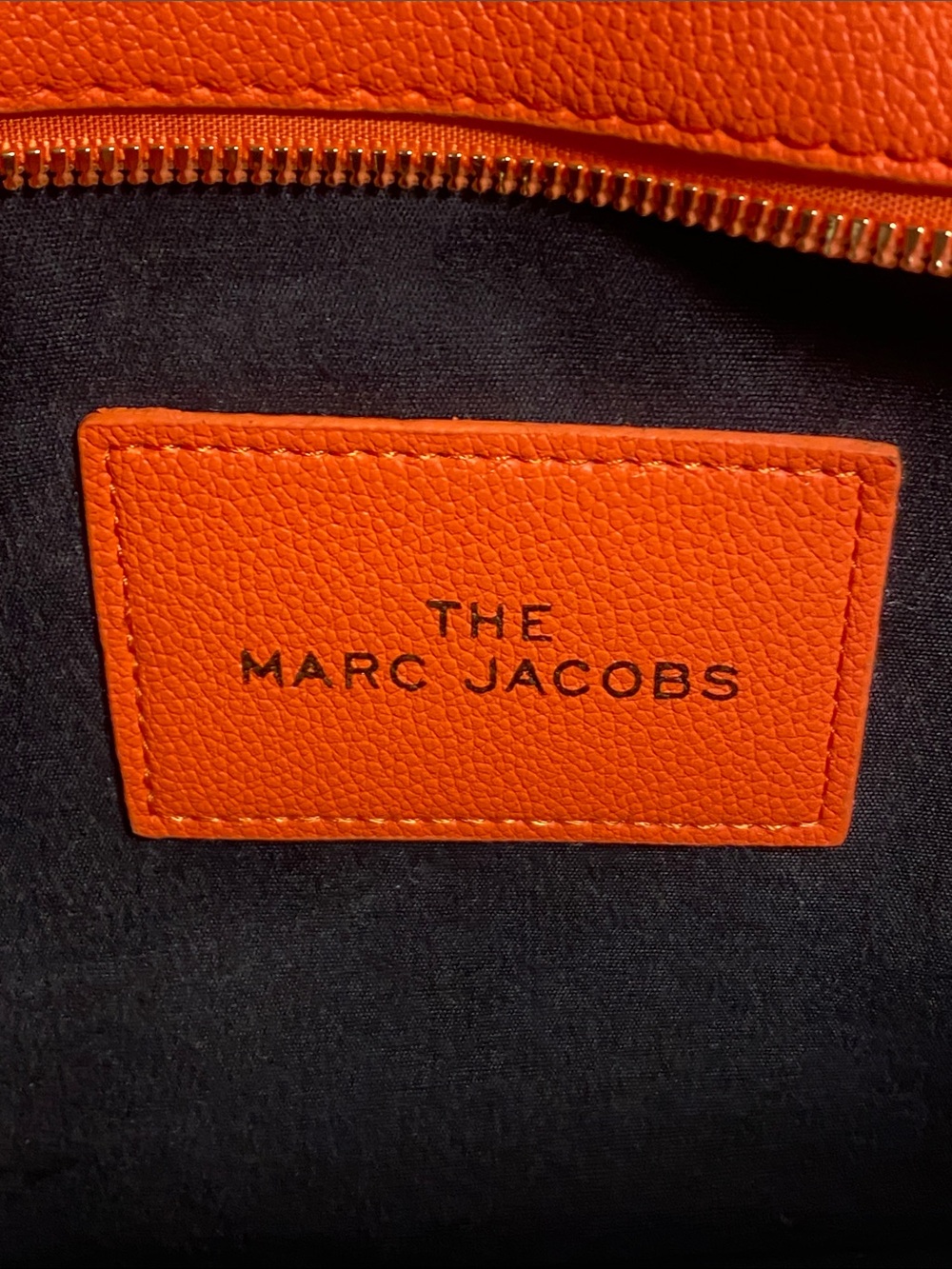Marc Jacobs The Tote Bag “Teddy Trim Orange - Picture 9 of 15